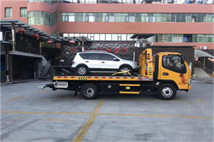 高桥镇汽车紧急补胎换胎救援