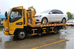高桥镇附近拖车救援24小时服务热线